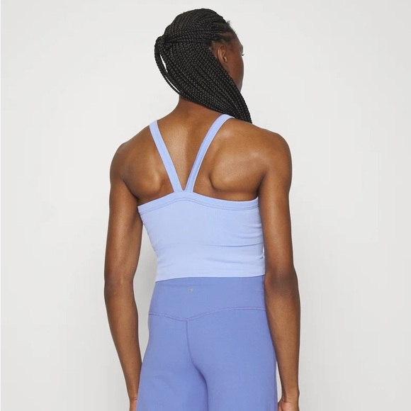 Athleta Aurora Seamless High Neck V-Back Tank in Swallowtail Blue (S) - Picture 6 of 6